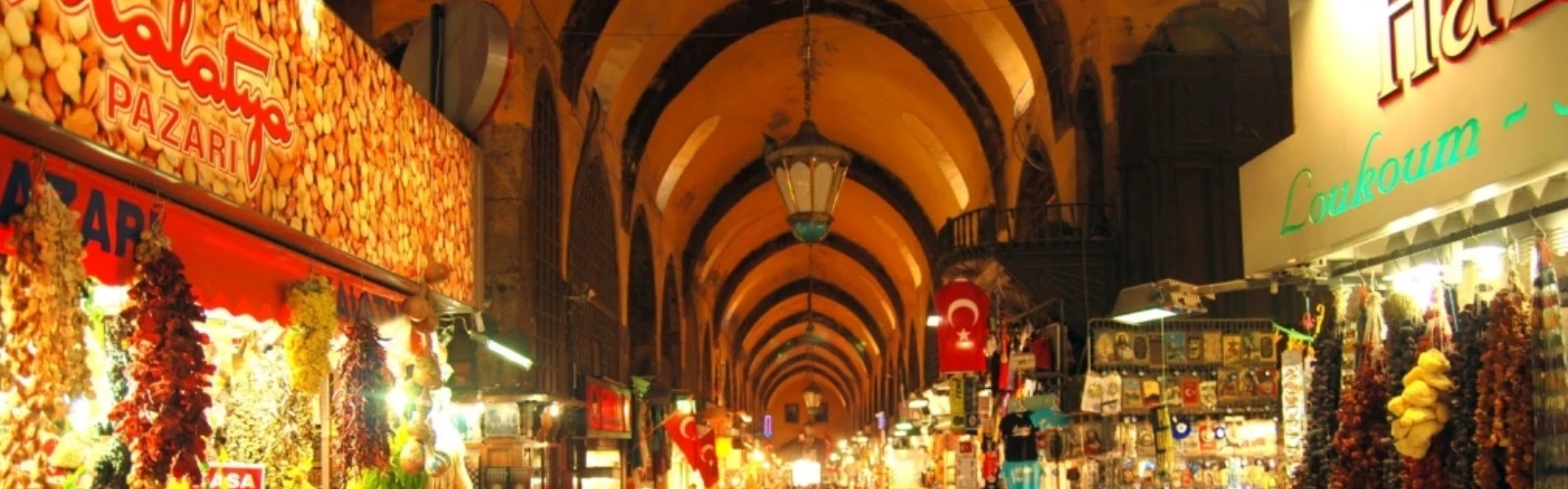 Grand Bazaar Istanbul: What to Buy and Shopping Tips