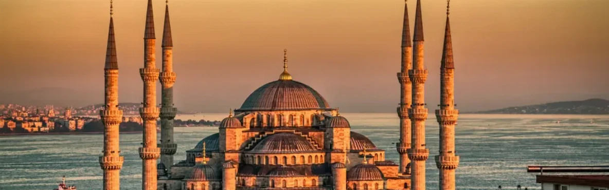 The 10 Most Beautiful Mosques in Istanbul You Can Visit