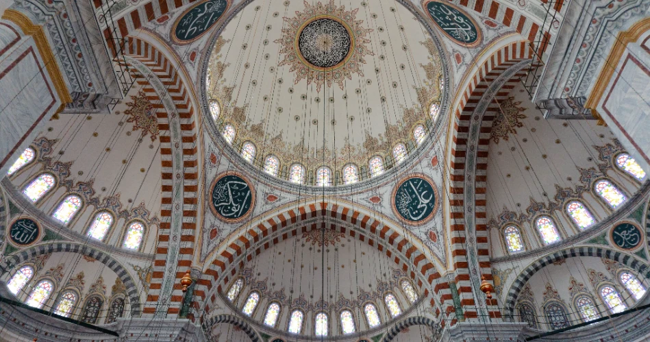 The 10 Most Beautiful Mosques in Istanbul You Can Visit