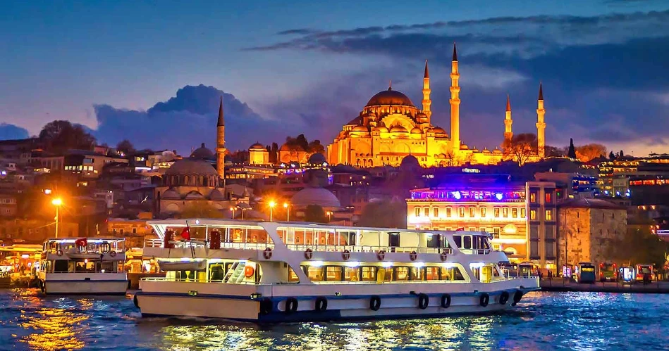 20 Best Night Attractions in Istanbul
