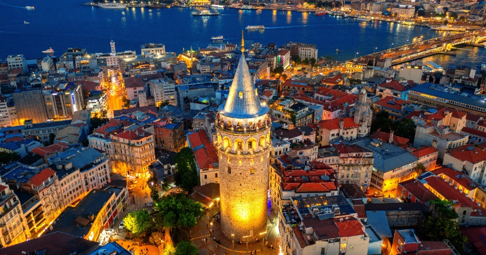 20 Best Night Attractions in Istanbul