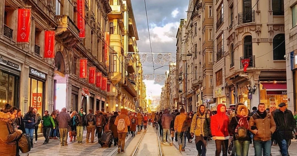 20 Best Night Attractions in Istanbul